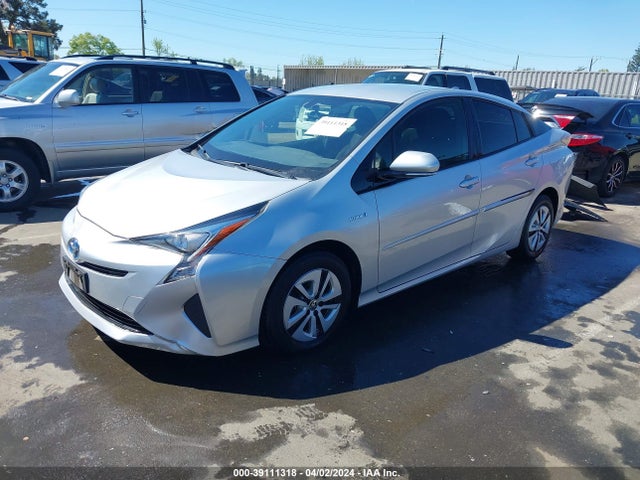 Toyota Prius Three 2016 JTDKARFU5G3015204 Image 2