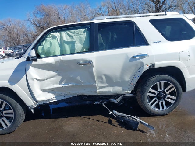 Toyota 4runner Limited 2020 JTEBU5JR1L5806696 Image 6