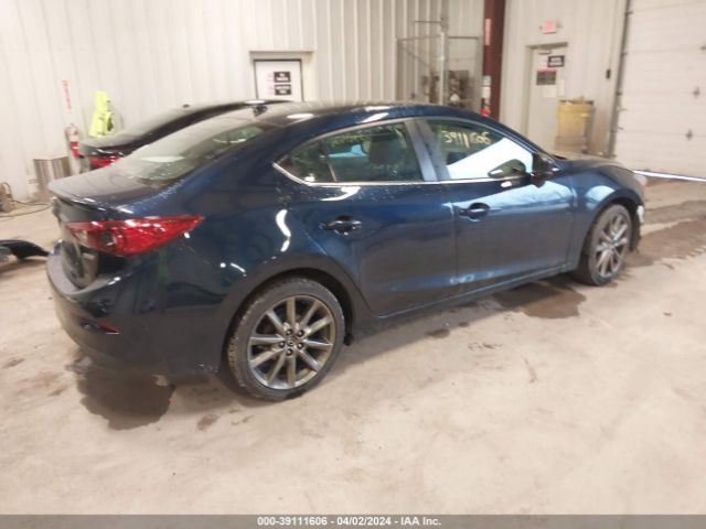3MZBN1V38JM259771 Mazda Mazda3 Touring