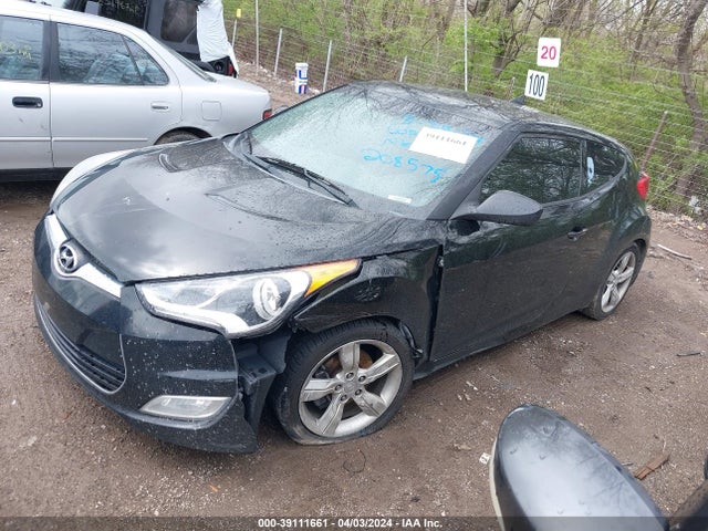 Hyundai Veloster Base W/black 2014 KMHTC6AD9EU208575 Image 2