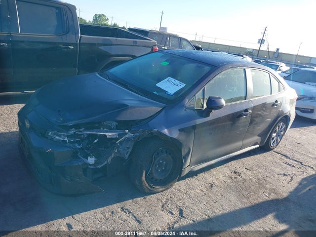 Toyota COROLLA LE 2021 JTDEPMAE5MJ134389 Image 2