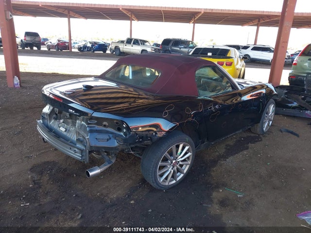 2018 FIAT 124 SPIDER JC1NFAEK5J0138457 Photo 3
