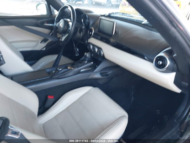 2018 FIAT 124 SPIDER JC1NFAEK5J0138457 Photo 4