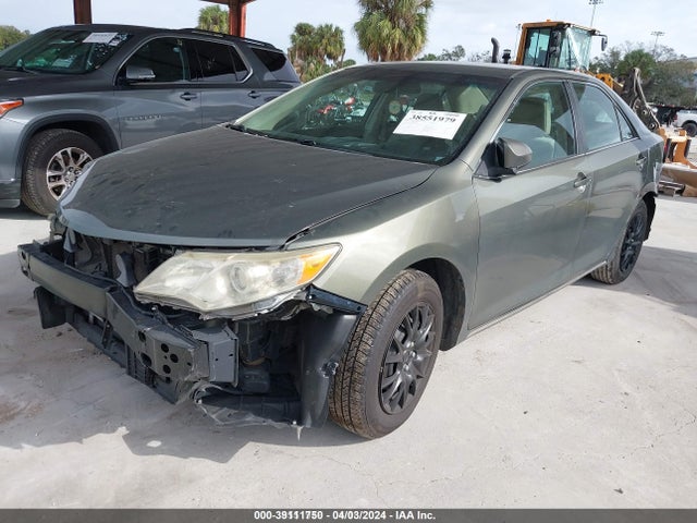 Toyota CAMRY LE 2014 4T1BF1FK2EU841769 Image 2