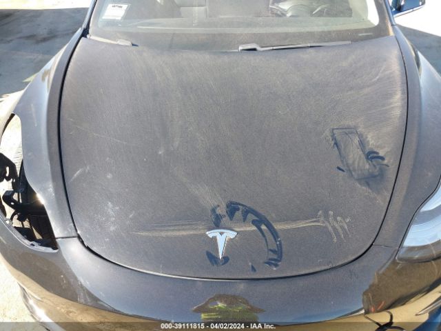 5YJ3E1EA3KF410365 Tesla MODEL 3