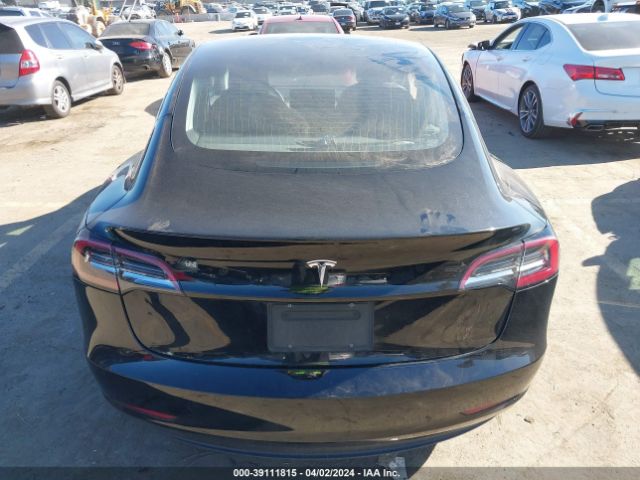 5YJ3E1EA3KF410365 Tesla MODEL 3