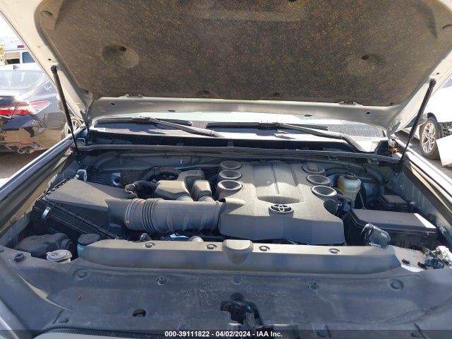 Toyota 4RUNNER SR5 2023 JTEEU5JR1P5295221 Image 10