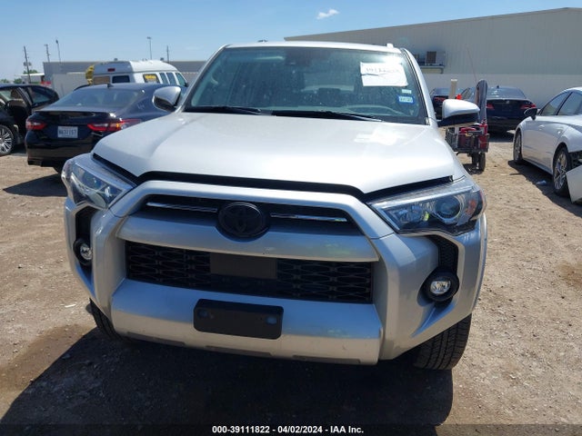 Toyota 4RUNNER SR5 2023 JTEEU5JR1P5295221 Image 12