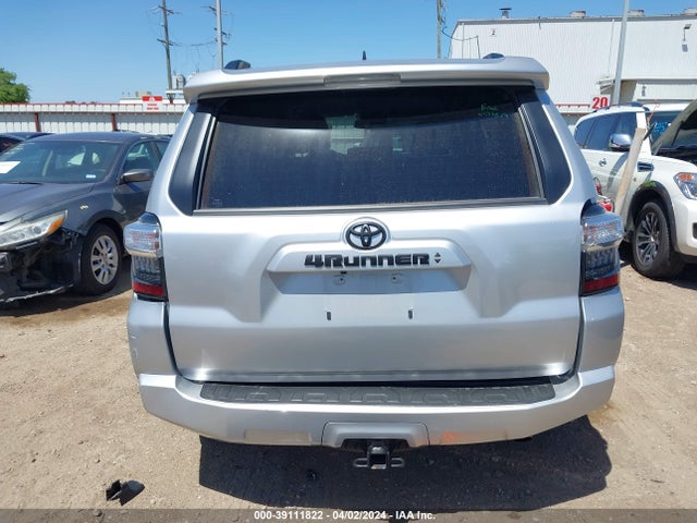 Toyota 4RUNNER SR5 2023 JTEEU5JR1P5295221 Image 16