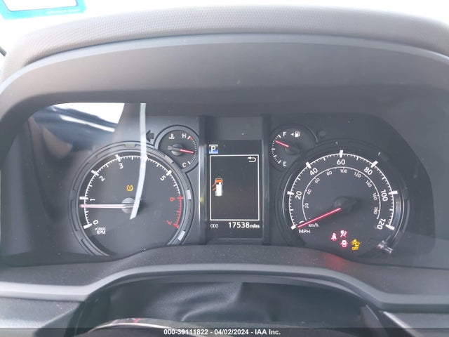 Toyota 4RUNNER SR5 2023 JTEEU5JR1P5295221 Image 7