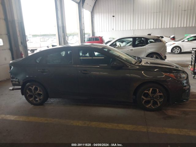 3KPF24AD3ME316292 KIA Forte Lxs