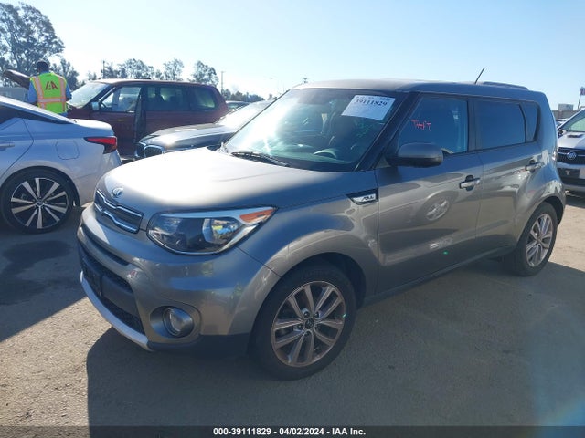 KIA SOUL + 2017 KNDJP3A59H7502536 Image 2