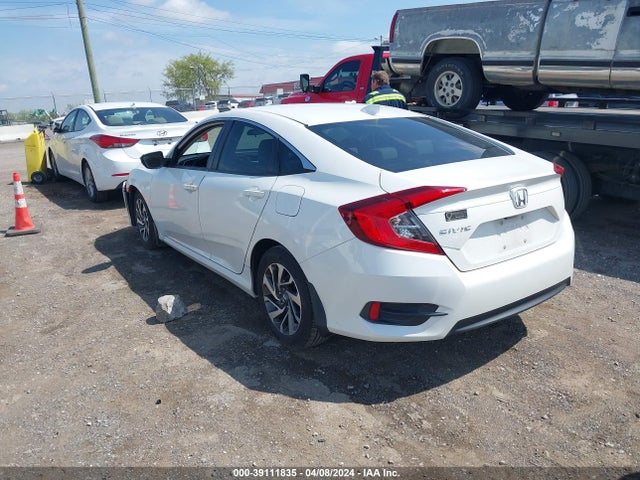 Honda CIVIC EX 2018 19XFC2F72JE001029 Image 3