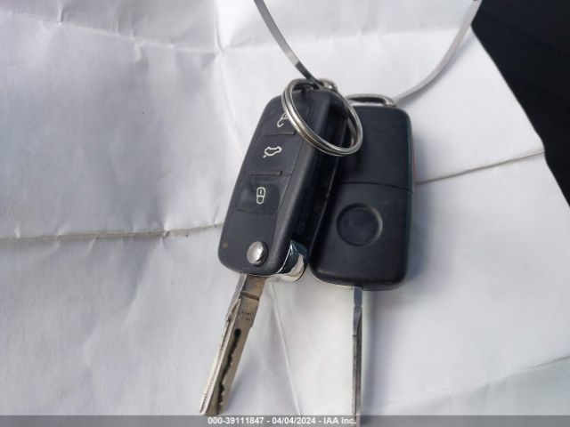 3VW267AJ8GM389854 Volkswagen Jetta 1.4t S