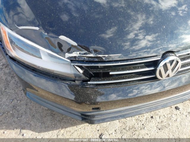 3VW267AJ8GM389854 Volkswagen Jetta 1.4t S