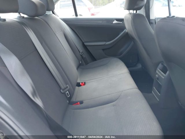 3VW267AJ8GM389854 Volkswagen Jetta 1.4t S