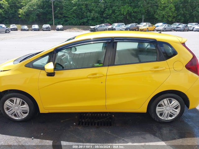 Honda FIT LX 2019 3HGGK5H40KM704861 Image 14
