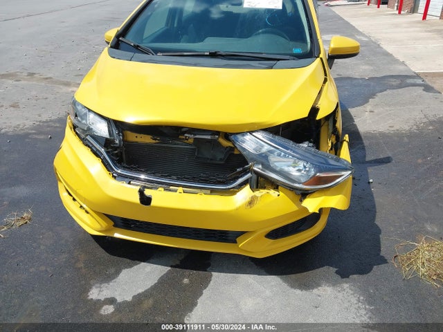 Honda FIT LX 2019 3HGGK5H40KM704861 Image 6