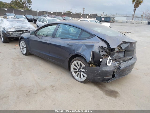 Tesla Model 3 Long Range Dual Motor All-wheel Drive 2022 5YJ3E1EB4NF322261 Image 3
