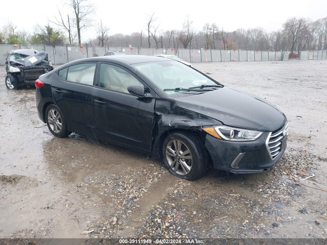 2017 5NPD84LF2HH171414 main image