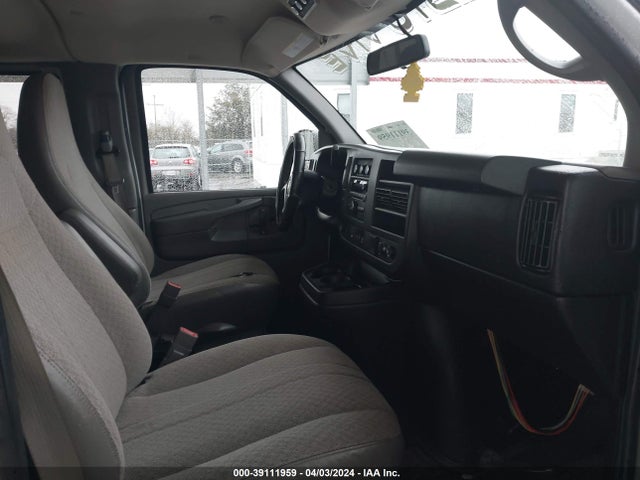 Chevrolet Express 3500 Lt 2015 1GBZG1FG4F1113390 Image 5