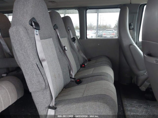 Chevrolet Express 3500 Lt 2015 1GBZG1FG4F1113390 Image 8