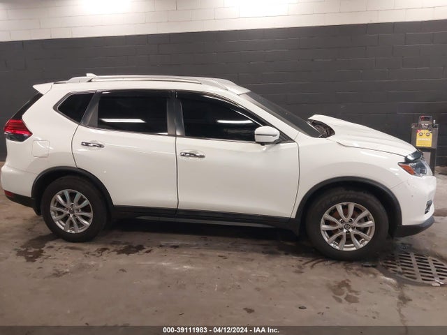 Nissan ROGUE SV 2017 5N1AT2MT4HC867760 Image 13