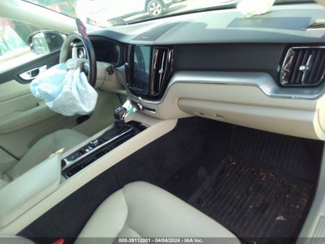 LYVA22RK6KB197535 Volvo Xc60 T6 Momentum