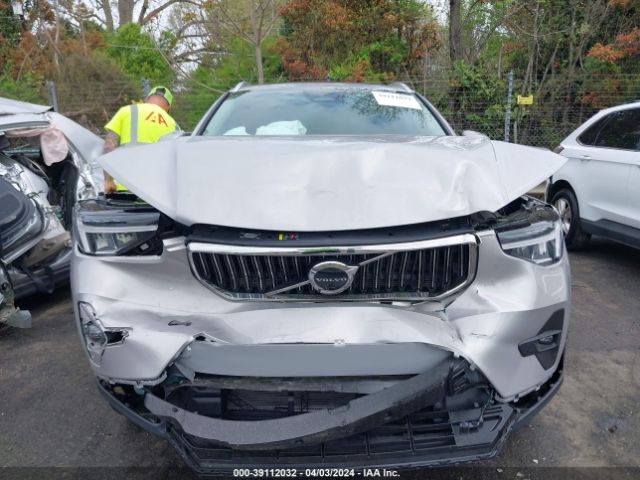 YV4L12UN0P2112823 Volvo Xc40 B5 Plus Bright Theme