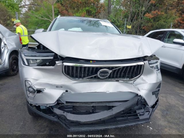 YV4L12UN0P2112823 Volvo Xc40 B5 Plus Bright Theme
