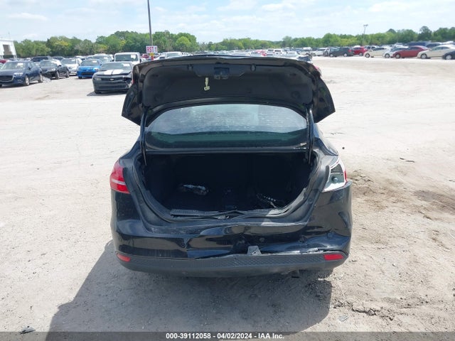 Ford FOCUS SE 2016 1FADP3F23GL393756 Image 17