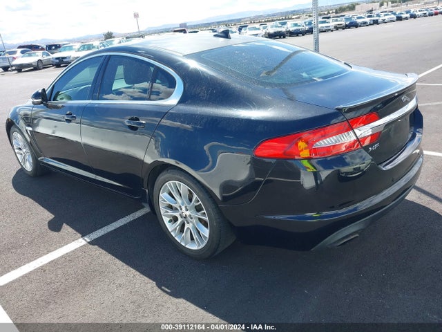 2013 JAGUAR XF SAJWA0E73D8S93284 Photo 2