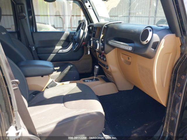 1C4BJWEG2JL838304 Jeep Wrangler Jk Unlimited Sahara 4x4