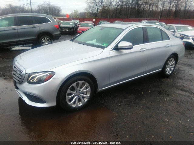 WDDZF4KBXHA095013 Mercedes-Benz E 300 4matic