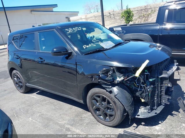 KIA SOUL LX 2023 KNDJ23AU8P7839820 Image 13