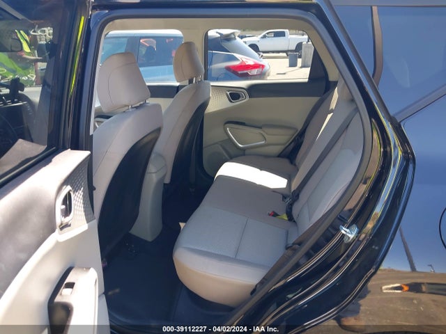 KIA SOUL LX 2023 KNDJ23AU8P7839820 Image 8