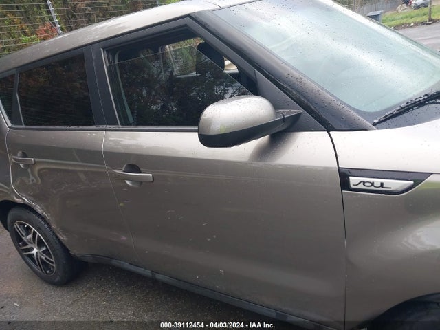 KIA Soul 2018 KNDJN2A26J7593115 Image 12