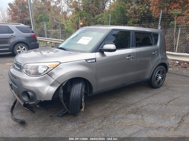 KIA Soul 2018 KNDJN2A26J7593115 Image 2