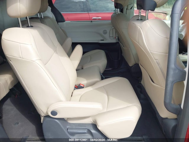 Toyota SIENNA XLE 2021 5TDYRKEC4MS071700 Image 8