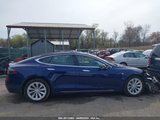 Tesla Model S 100d/75d/p100d 2018 5YJSA1E26JF245569 Image 13