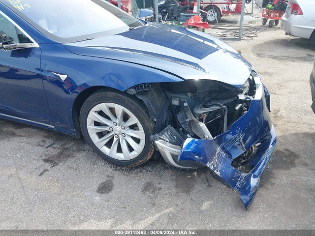 Tesla Model S 100d/75d/p100d 2018 5YJSA1E26JF245569 Image 19