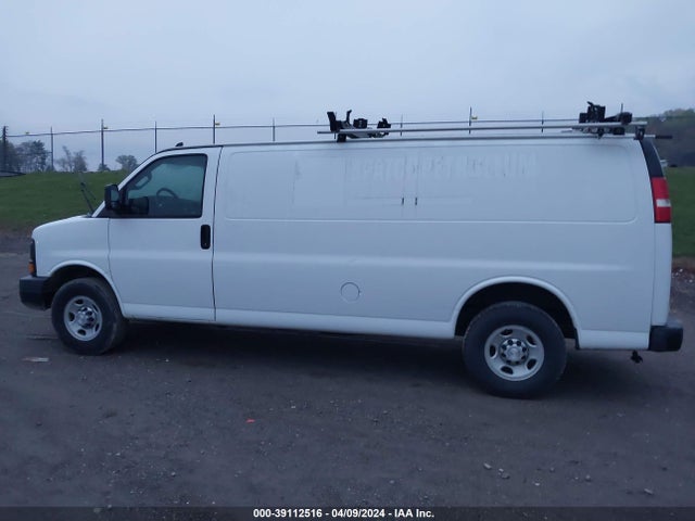 Chevrolet Express 2500 Work Van 2016 1GCWGBFF4G1266476 Image 14