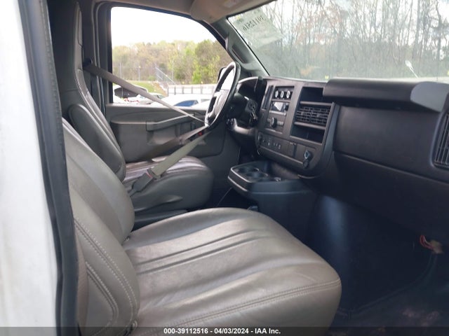 Chevrolet Express 2500 Work Van 2016 1GCWGBFF4G1266476 Image 8