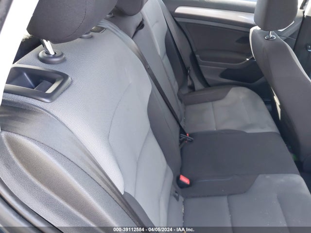 WVWKP7AU8GW914731 Volkswagen E-golf Se