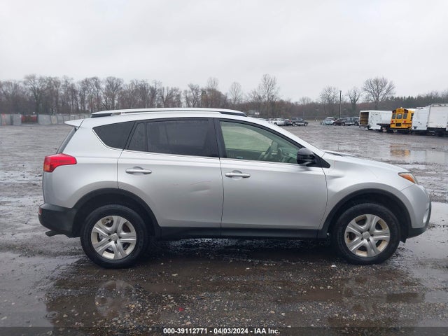 Toyota RAV4 LE 2014 JTMBFREV3ED077669 Image 13