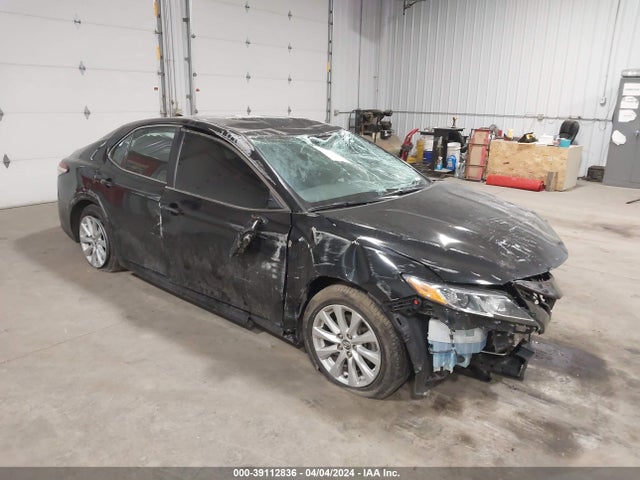 Toyota CAMRY LE 2020 4T1C11AK3LU880944 main image