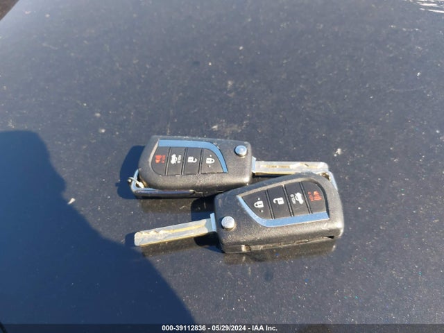 Toyota CAMRY LE 2020 4T1C11AK3LU880944 Image 11