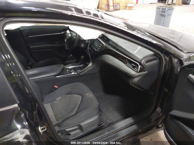 Toyota CAMRY LE 2020 4T1C11AK3LU880944 Image 5