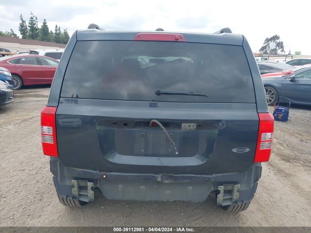 Jeep Patriot Altitude 2014 1C4NJPBA6ED692461 Image 17