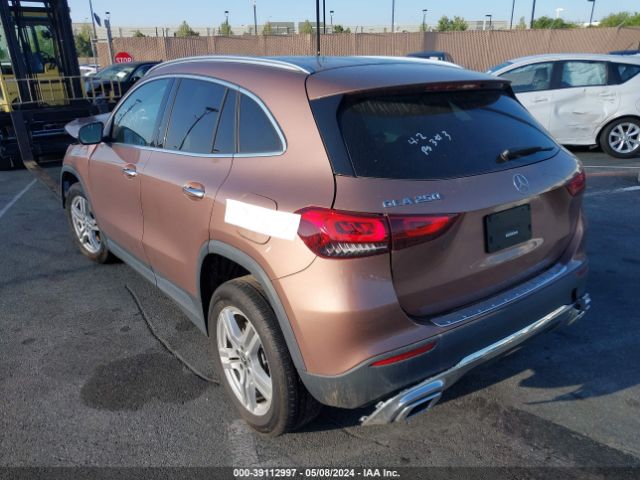 W1N4N4GB6NJ396074 Mercedes-Benz GLA 250